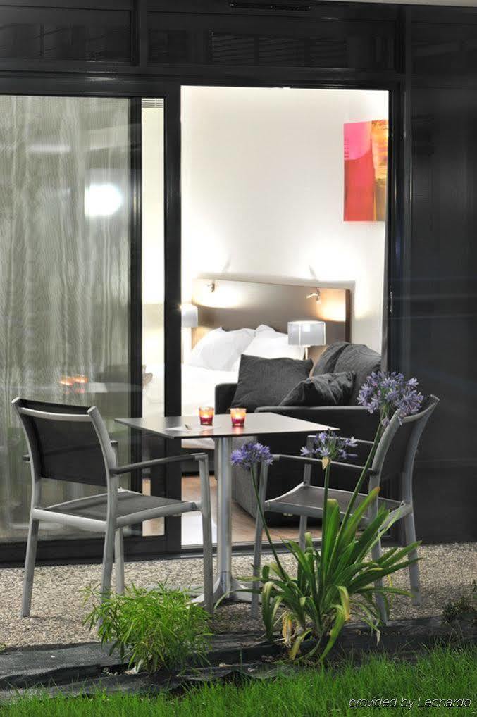 Hotel Eden Park Pau Est, Avec Piscine Rom bilde